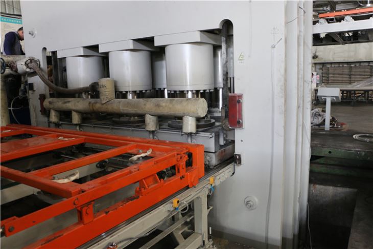 High Speed Melamine Laminated Hot Press