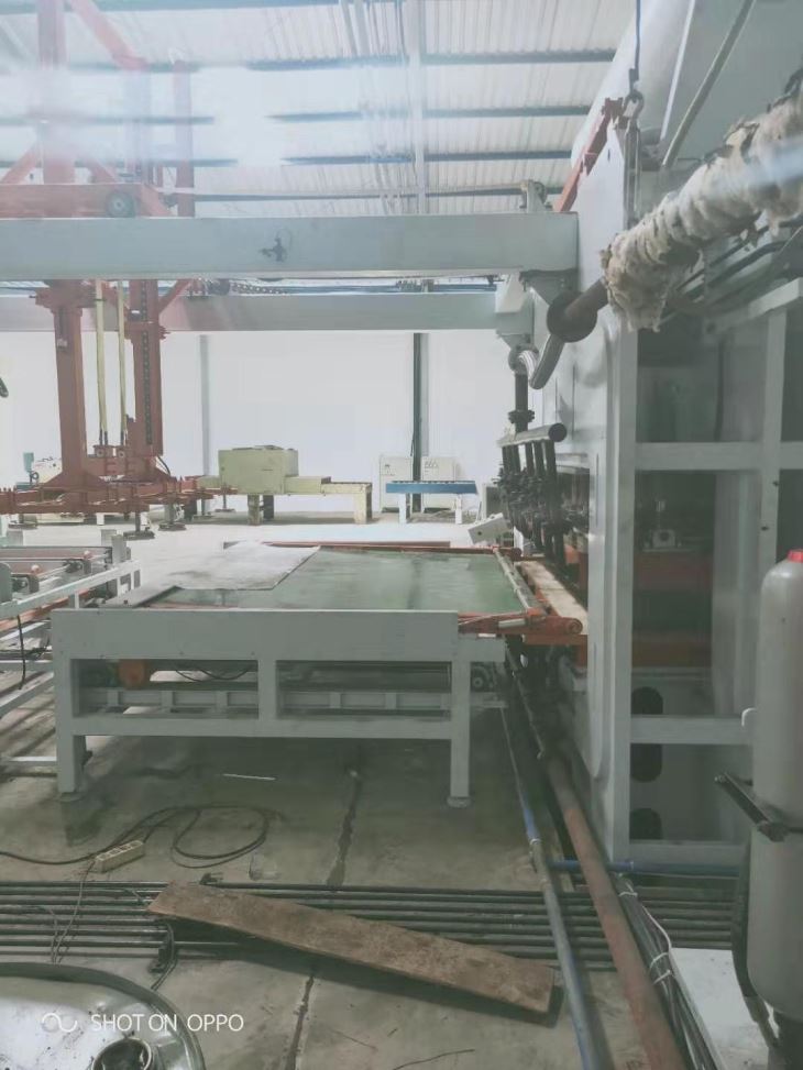 1600T Laminating Hot Press With Load And Unloading