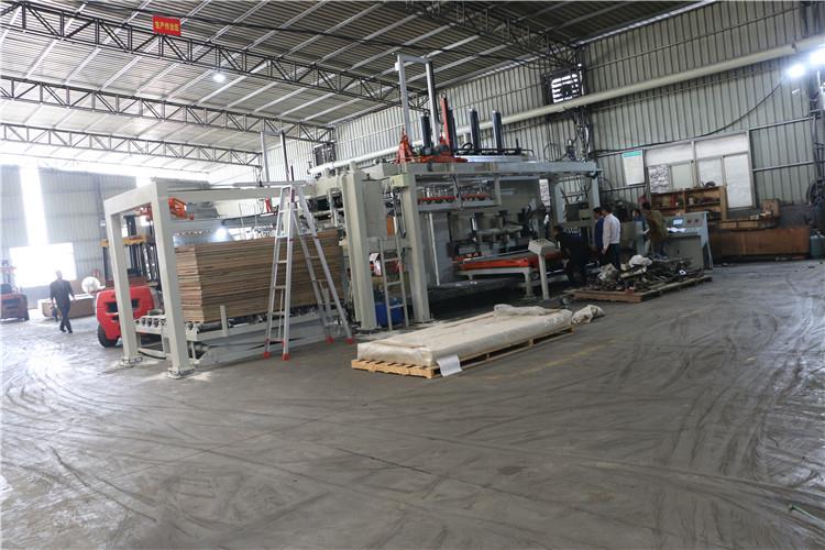 Melamine Laminated Hot Press.JPG